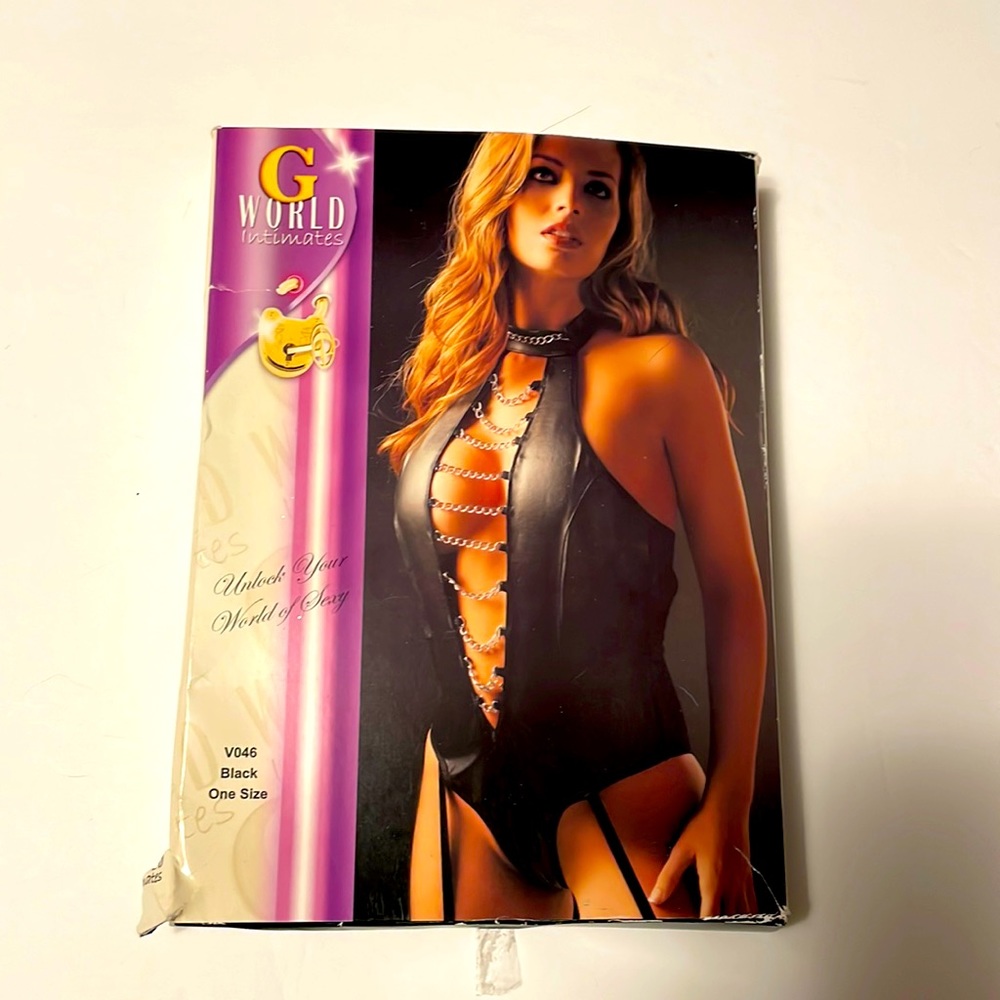 Black one size intimate